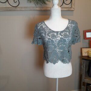 FOREVER 21 Pretty Bluish/Gray Lace Crop Top #Summer #Beach #nightout